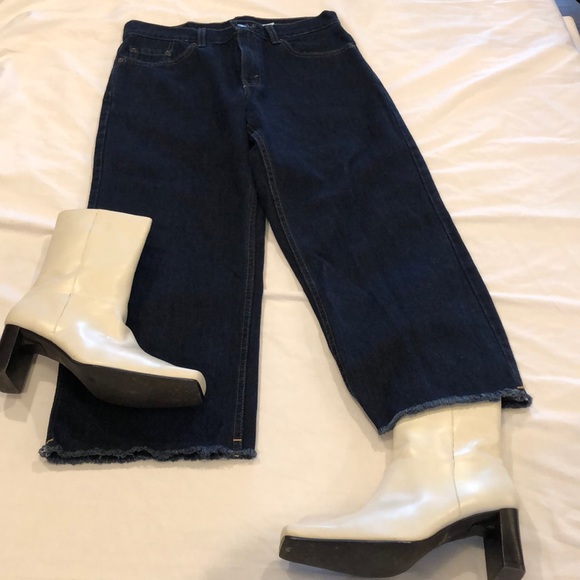 Levi’s wide leg raw hem culottes like ribcage jean - Picture 5 of 8